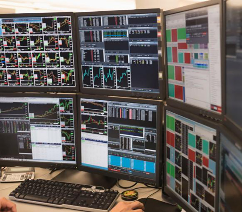 Trading Desk 800x700